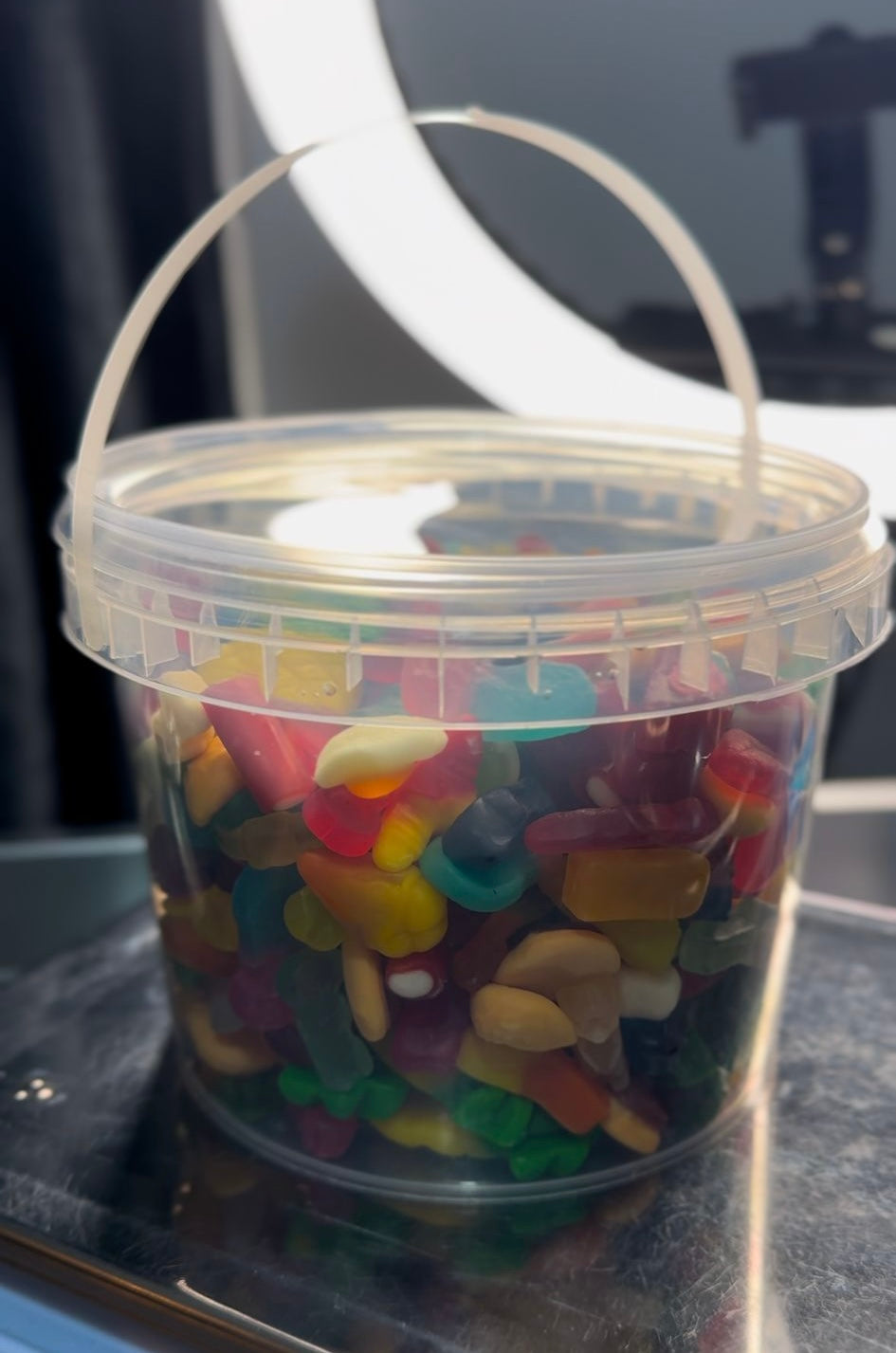 1.8kg Bucket filled with upto 18 choices of sweets