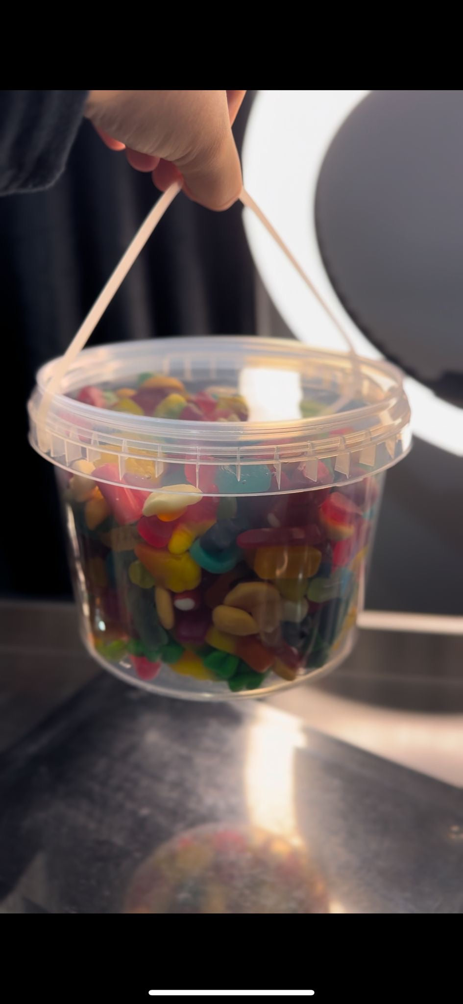 1.8kg Bucket filled with upto 18 choices of sweets